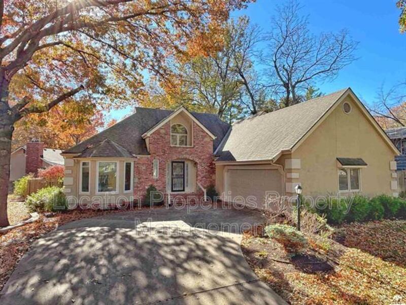 Lawrence House: 3007 Trail Road