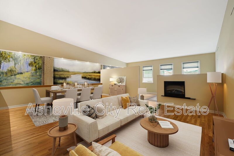 Asheville Condo: 32 Broadway Street