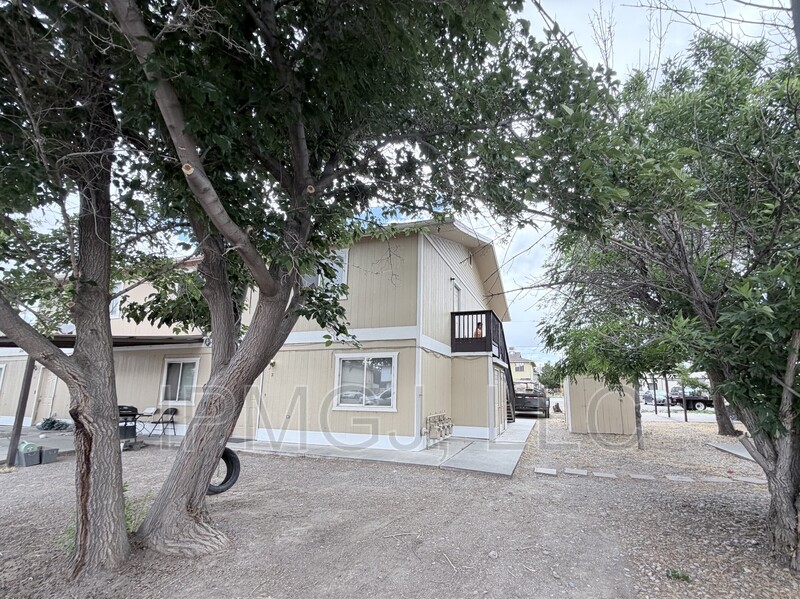 Clifton House: 3246 Downey Court - 4