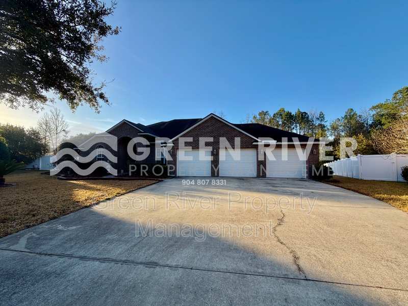 Orange Park House: 1462 Scenic Oaks Dr