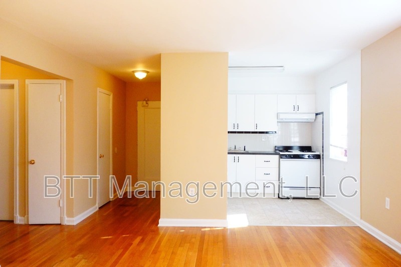 Brentwood Condo: 4013 38th St