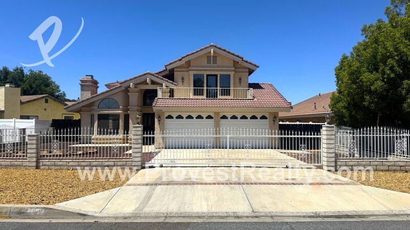 Victorville House: 13000 Norfolk Ln