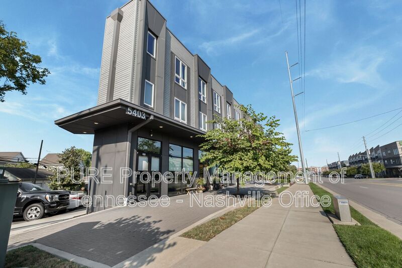 Nashville Condo: 5403 Centennial Blvd Suite 202