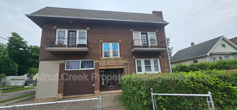 Cleveland Condo: 3319 W 126th St