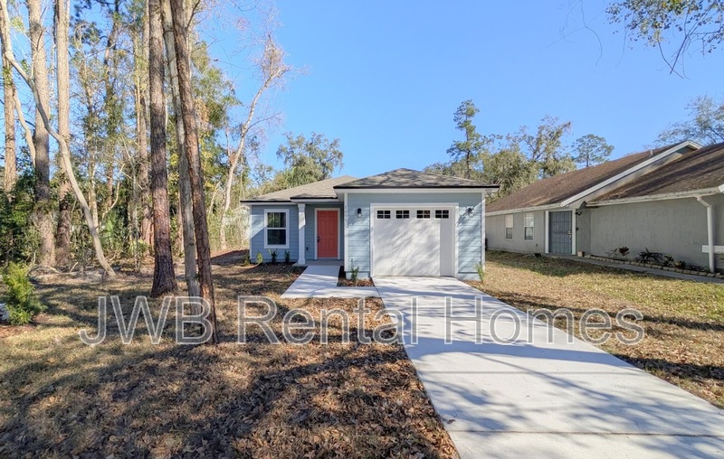 Jacksonville House: 8095 Siskin Ave