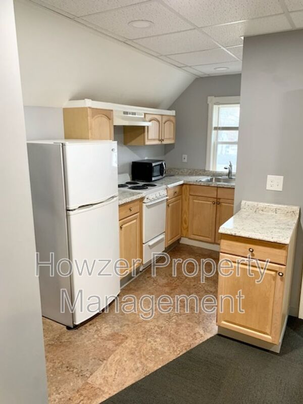 Attleboro Condo: 121-127 Park St