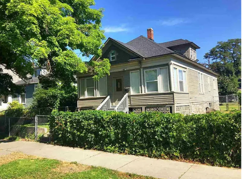 Spokane House: 1011 East Augusta Avenue