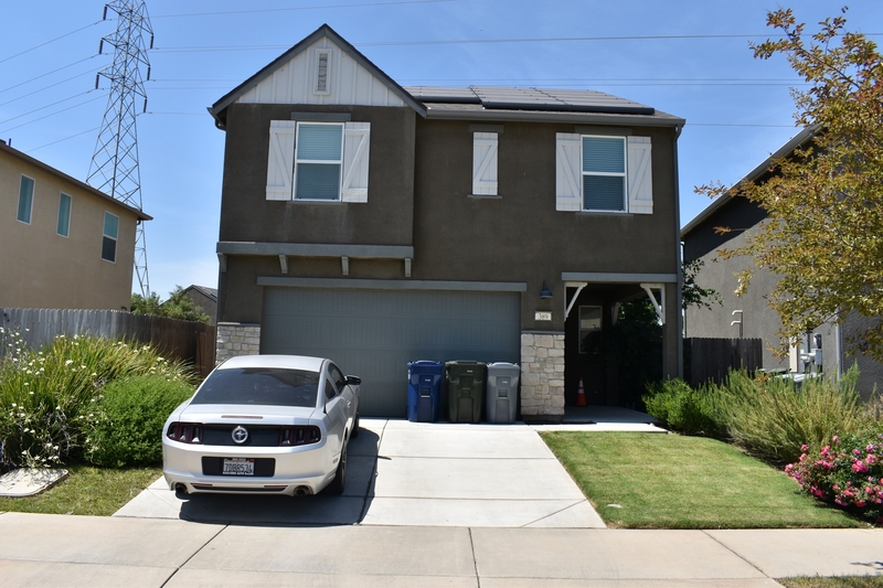 Merced House: 389 Shafer Avenue