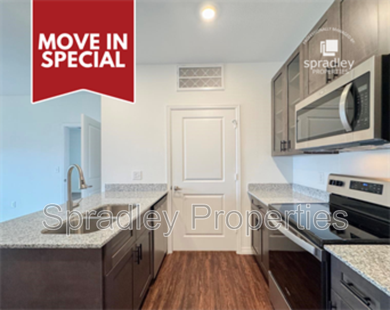 Belton Condo: 1124 W Ave O