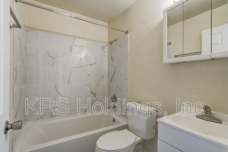 PETERSBURG Condo: 1517 HALIFAX ST