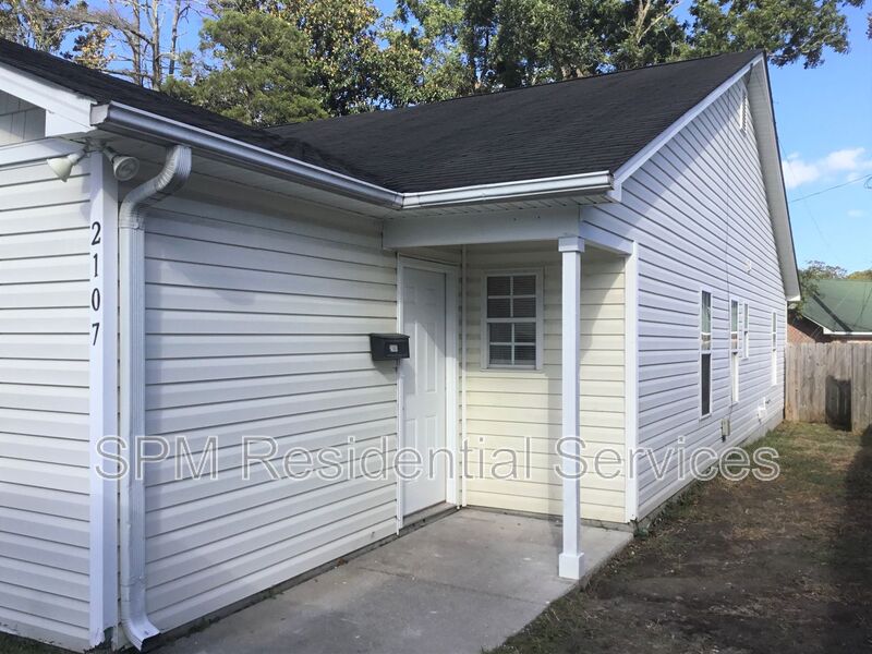 Wilmington House: 2107 Dexter Street