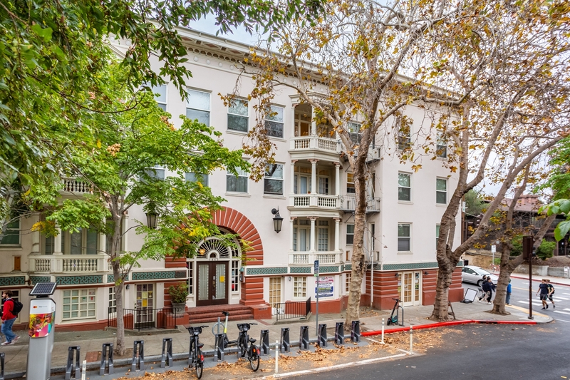 Berkeley Condo: 1865 Euclid Ave #39