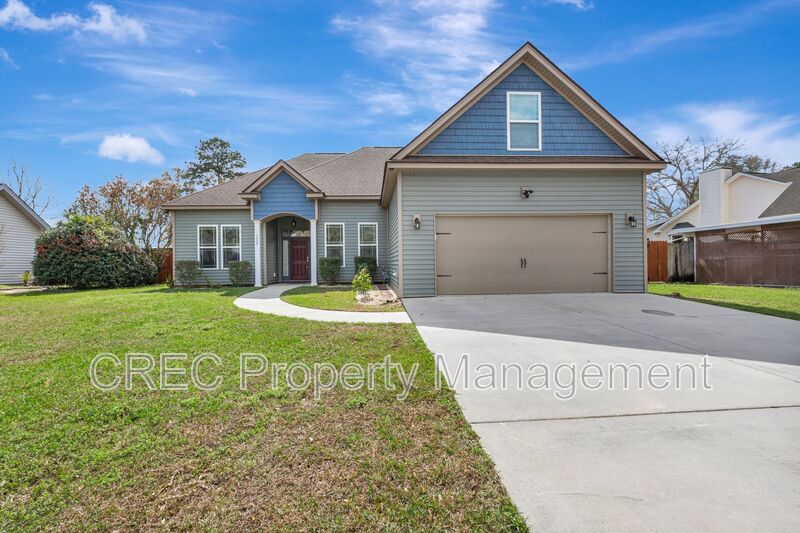 Goose Creek House: 1339 Winterberry Avenue
