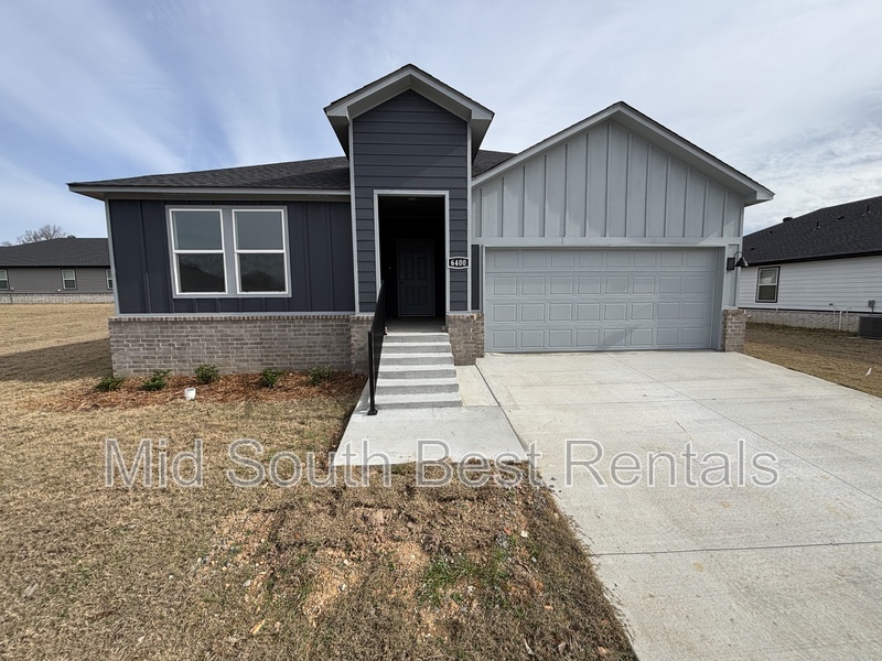 Bryant House: 6400 Newark