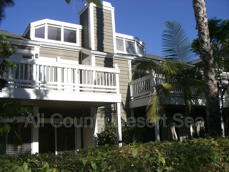 Costa Mesa House: 3017 Croyden Bay