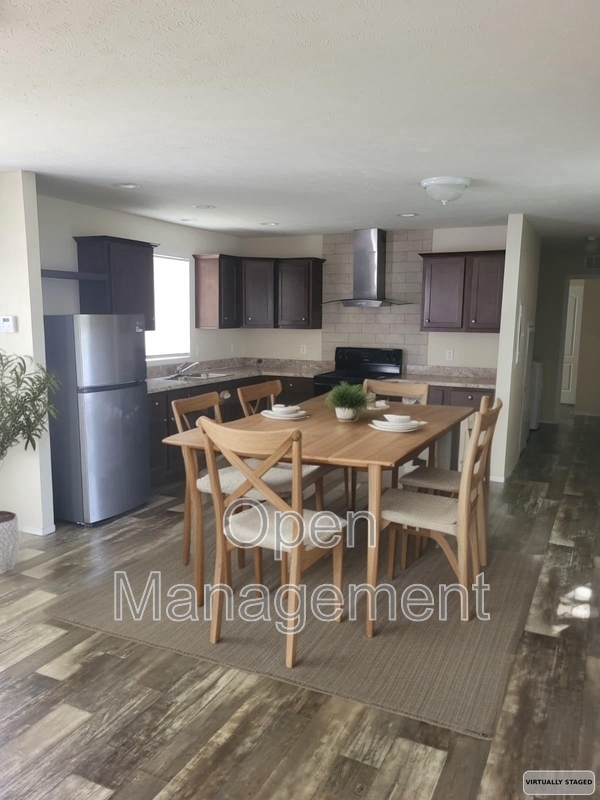 Louisville House: 3416 Kramers Ln
