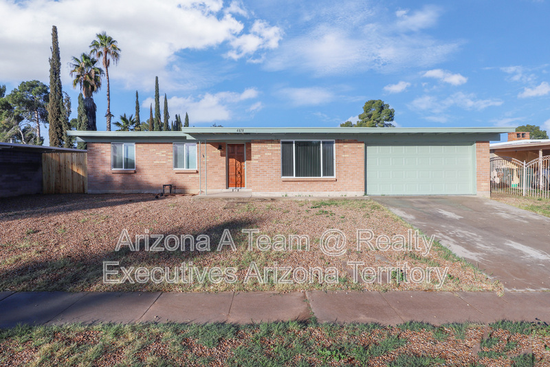 Tucson House: 4020 South Silver Beech Avenue