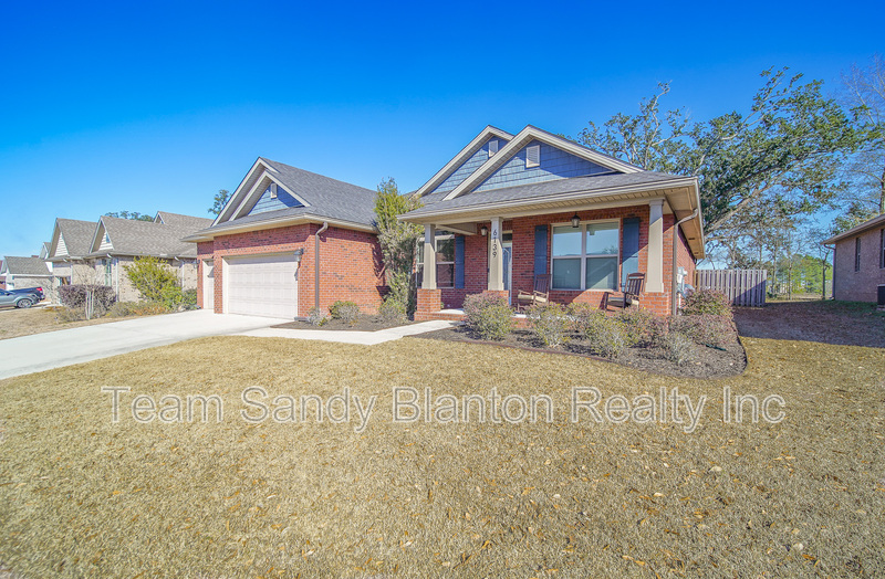 Request a Viewing for 6139 Basswood Boulevard Tenant Turner