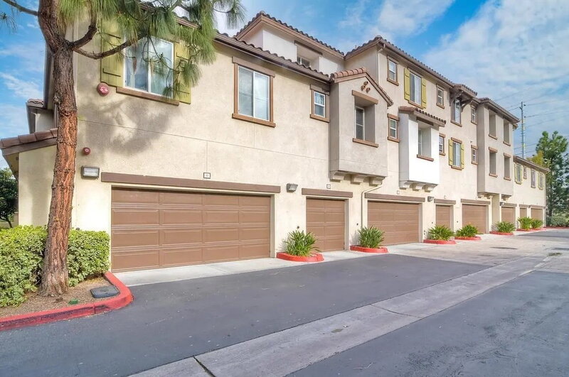 Chula Vista Townhome: 2175 Caminito Leonzio