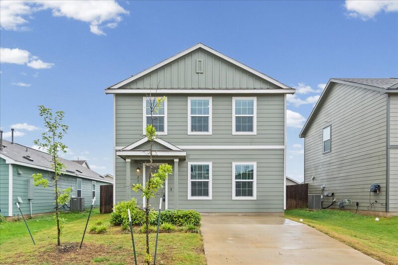 San Marcos House: 232 Mica Trail