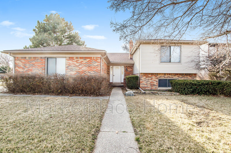 Request a Viewing for 36611 IROQUOIS DRIVE Tenant Turner