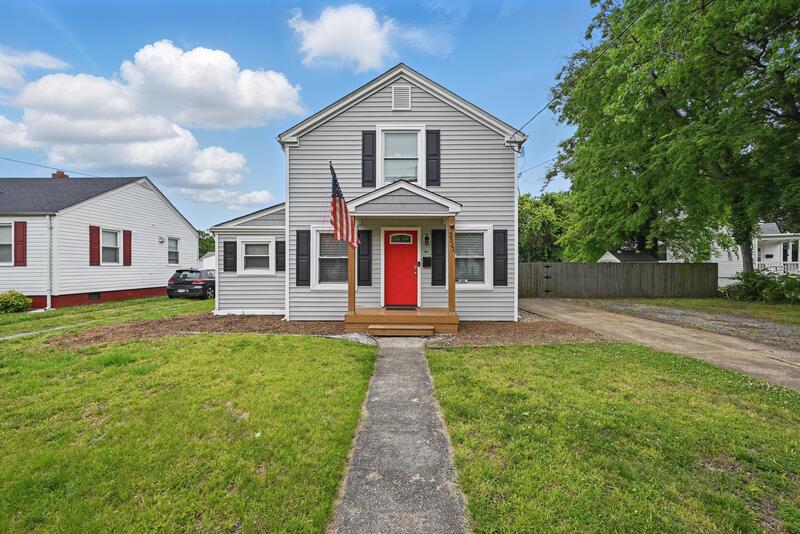 Norfolk House: 3521 Brest Avenue