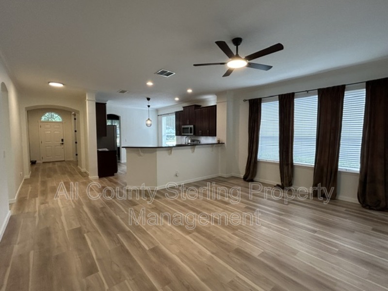 Main Rental Photo 11
