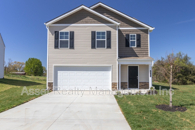 Morristown House: 2063 Southwood Circle