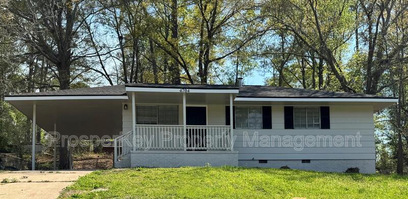 Columbus House: 4704 Estonia St