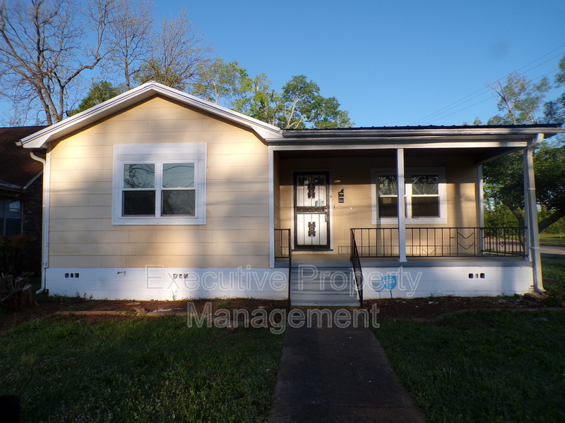 Birmingham House: 1400 19th Place