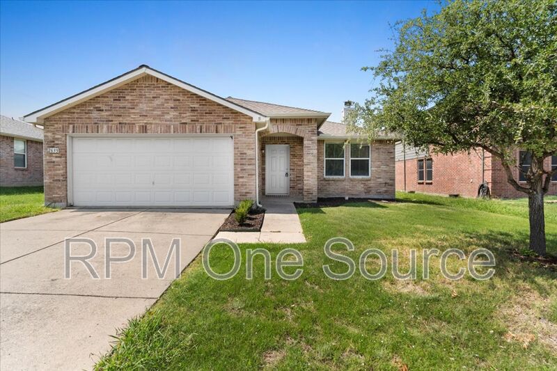 Little Elm House: 2633 Salt Maker Way
