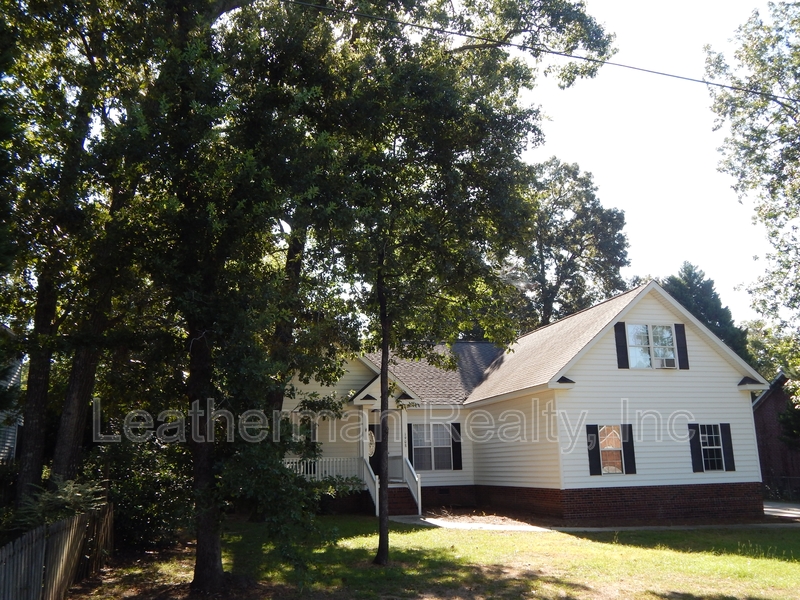 Florence House: 1908 Durant Dr
