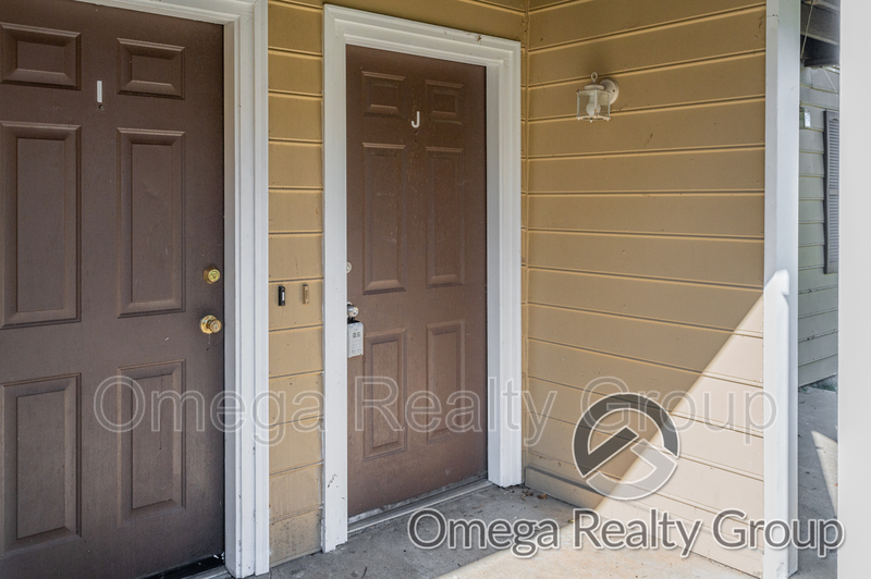 Jemison Condo: 156 Patton St W