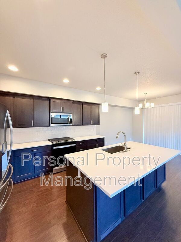Battle Ground House: 1530 NW 29th Pl