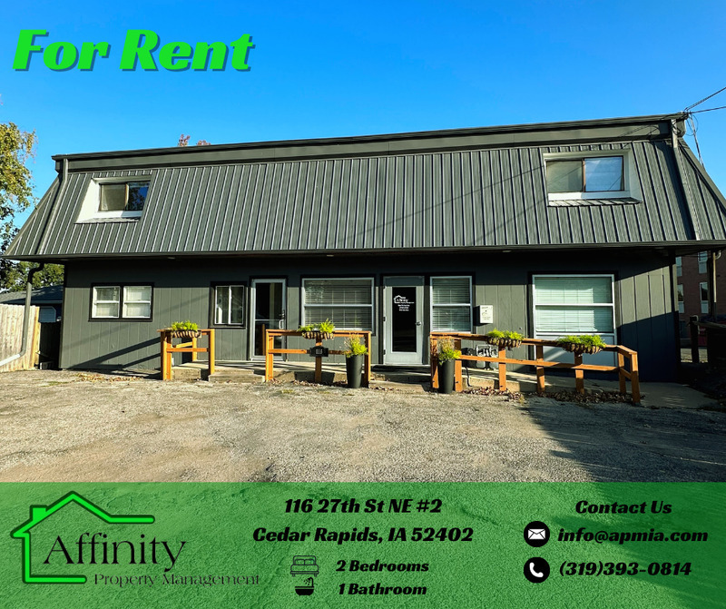 Cedar Rapids Condo: 116 27th St NE