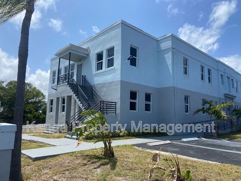 West Palm Beach Condo: 1401 Division Avenue