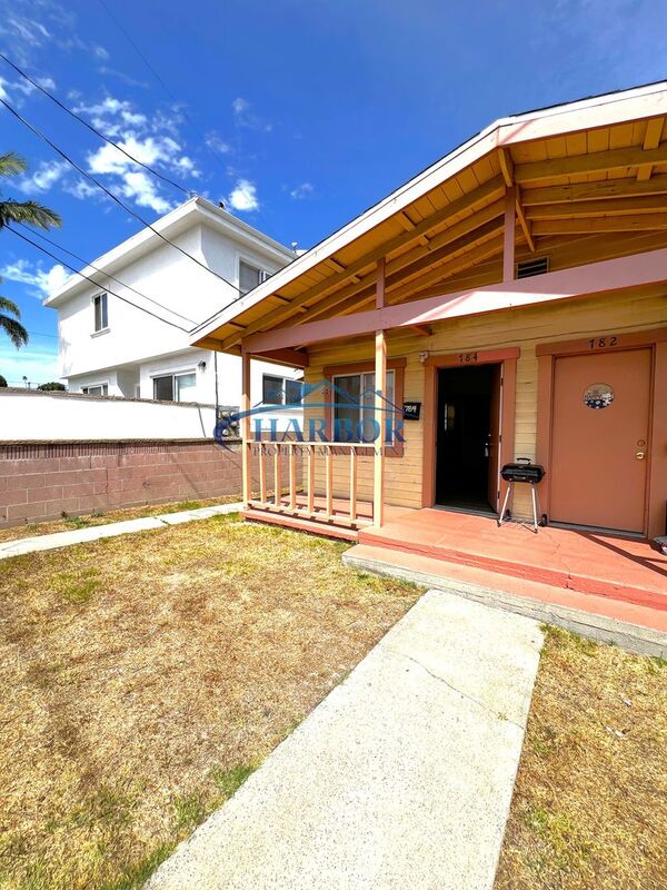 San Pedro Condo: 782-786 W. 18th Street