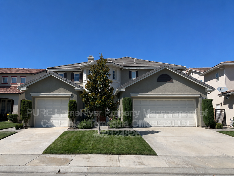 Murrieta House: 26811 Lemon Grass Way