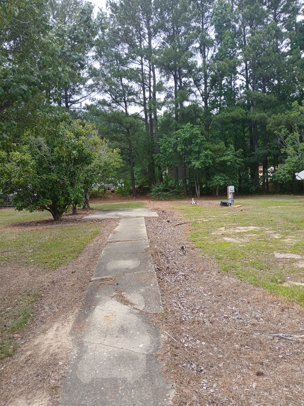 Fayetteville House: 1753 Gibson St