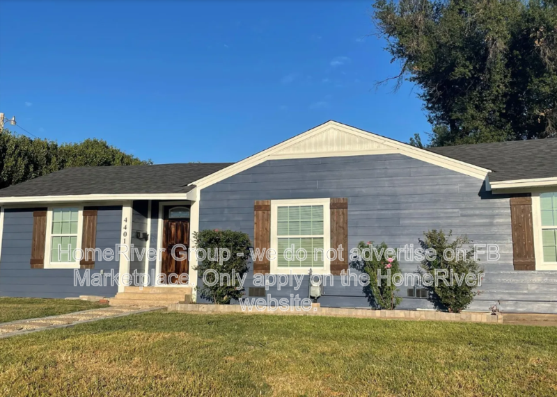 Houston Condo: 7700 Creekbend Dr