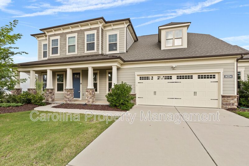 Charlotte House: 14234 Twin Eagles Ln