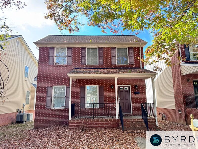 Richmond House: 1705 Lakeview Ave