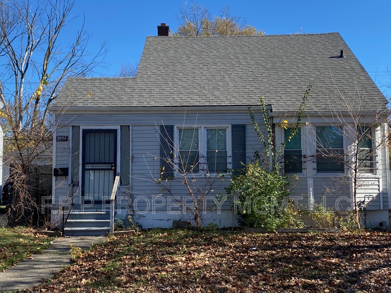 Detroit House: 9954 Evergreen Rd