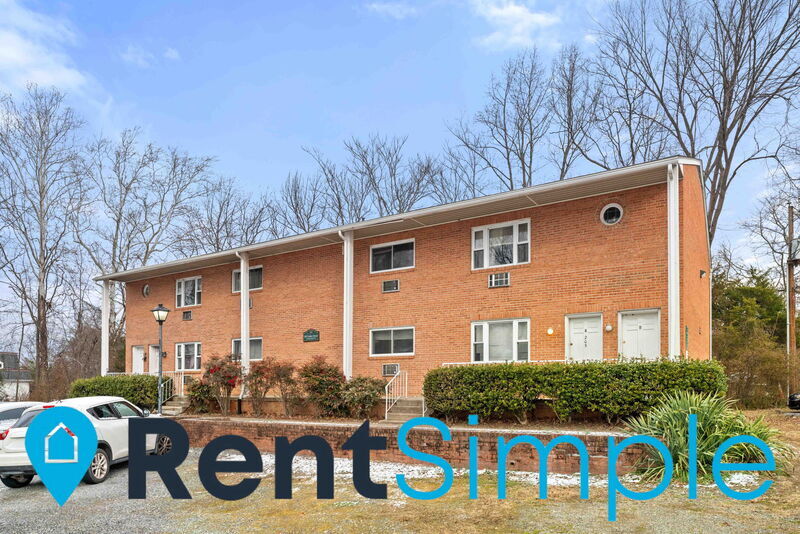 Fredericksburg Condo: 205 McConkey Street