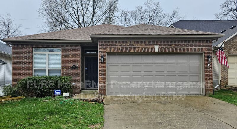 Lexington House: 2616 Crystal Falls Road