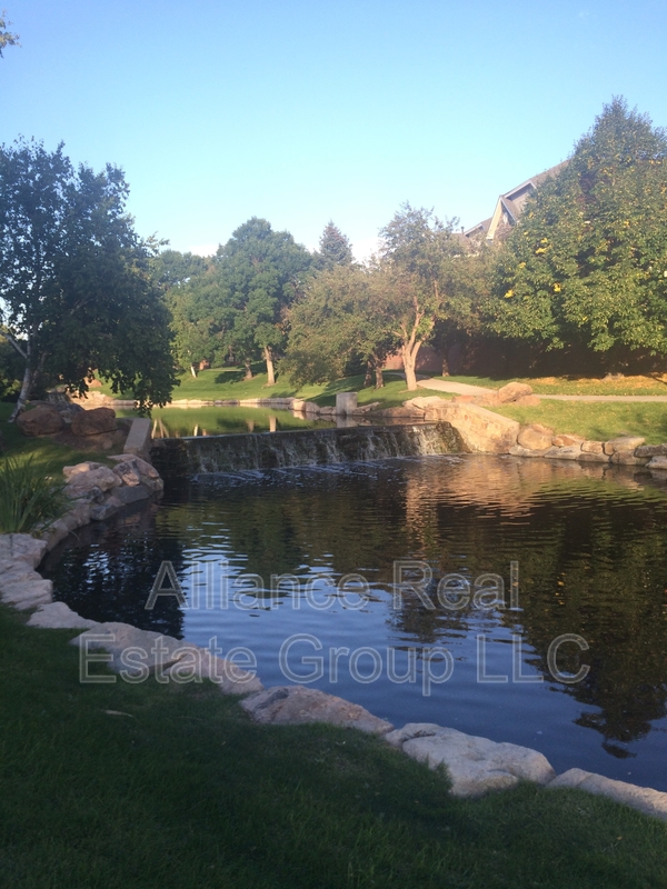 Centennial Condo: 8906 East Otero Place