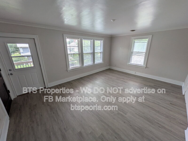 Peoria Condo: 1532 West Barker Avenue