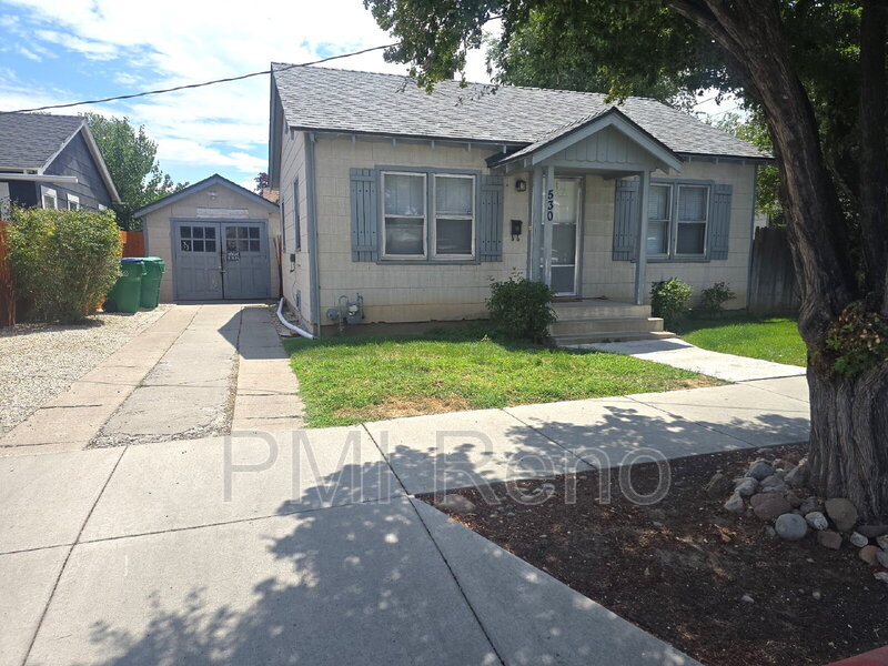 Reno House: 530 Burns St