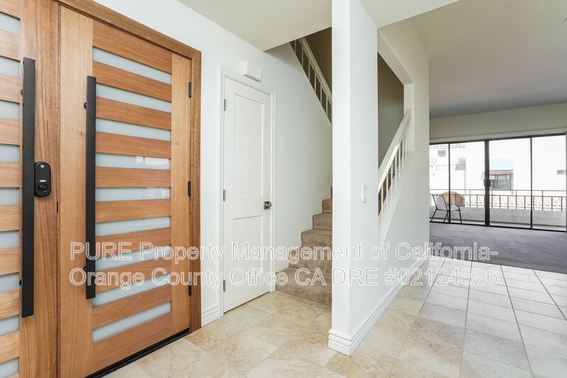 Huntington Beach House: 3221 Francois Drive