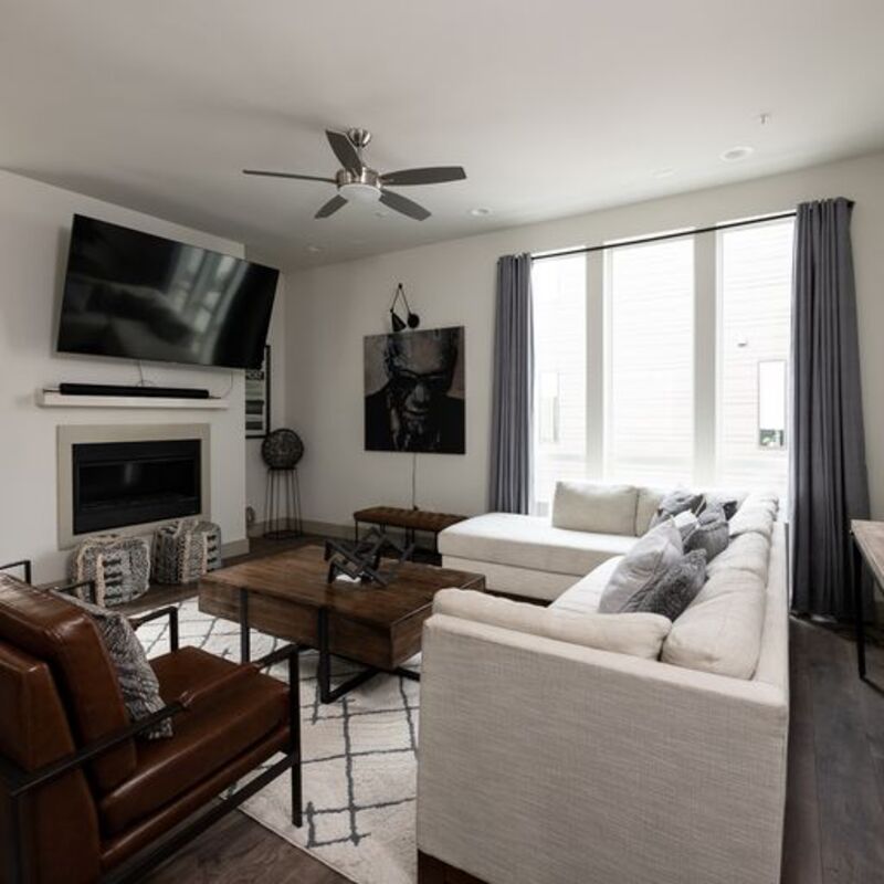 Request a Viewing for 37 Reynolds Square Ln Tenant Turner